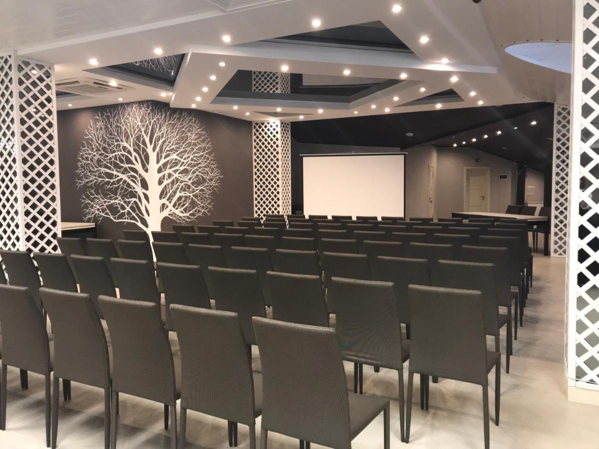 Spa-Hotel Myslyvskiy Dvir Kijów Zewnętrze zdjęcie