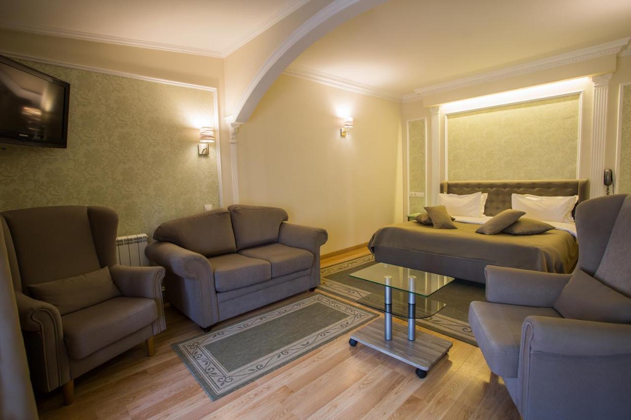 Spa-Hotel Myslyvskiy Dvir Kijów Zewnętrze zdjęcie