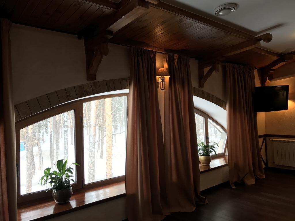 Spa-Hotel Myslyvskiy Dvir Kijów Zewnętrze zdjęcie