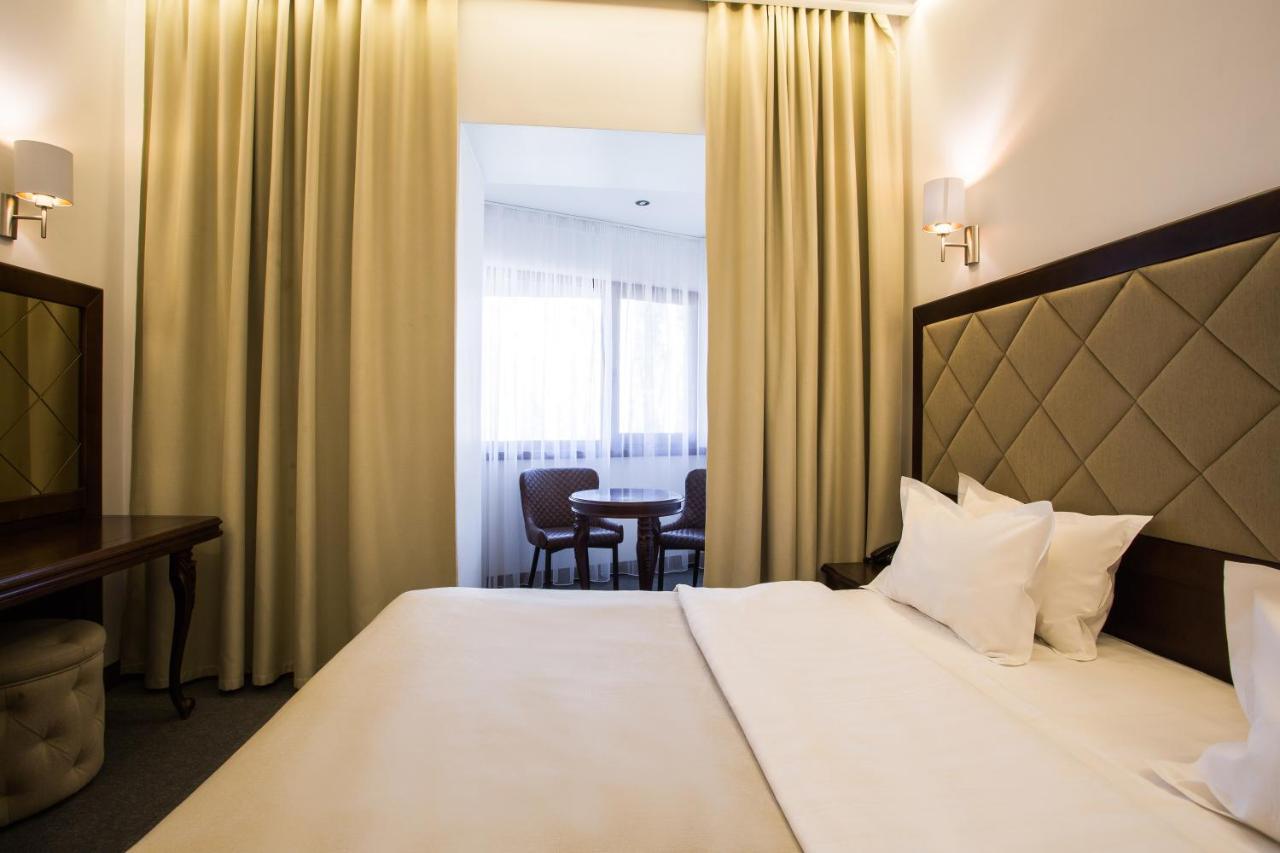 Spa-Hotel Myslyvskiy Dvir Kijów Zewnętrze zdjęcie